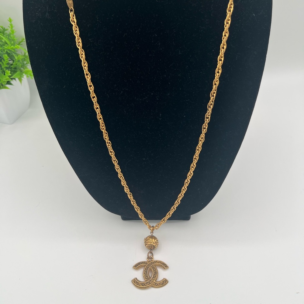 Chanel 24k Gold P CC Necklace❤️🔥 - Picture 4 of 7